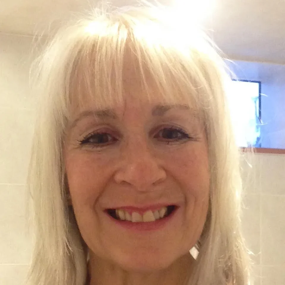 complementary-health-centre-osteopath-practitioner-lyndsay-mudford